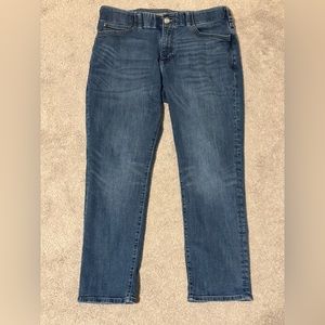 Lee Performance Series Extreme Motion MVP 36x29 Dark Blue Jeans